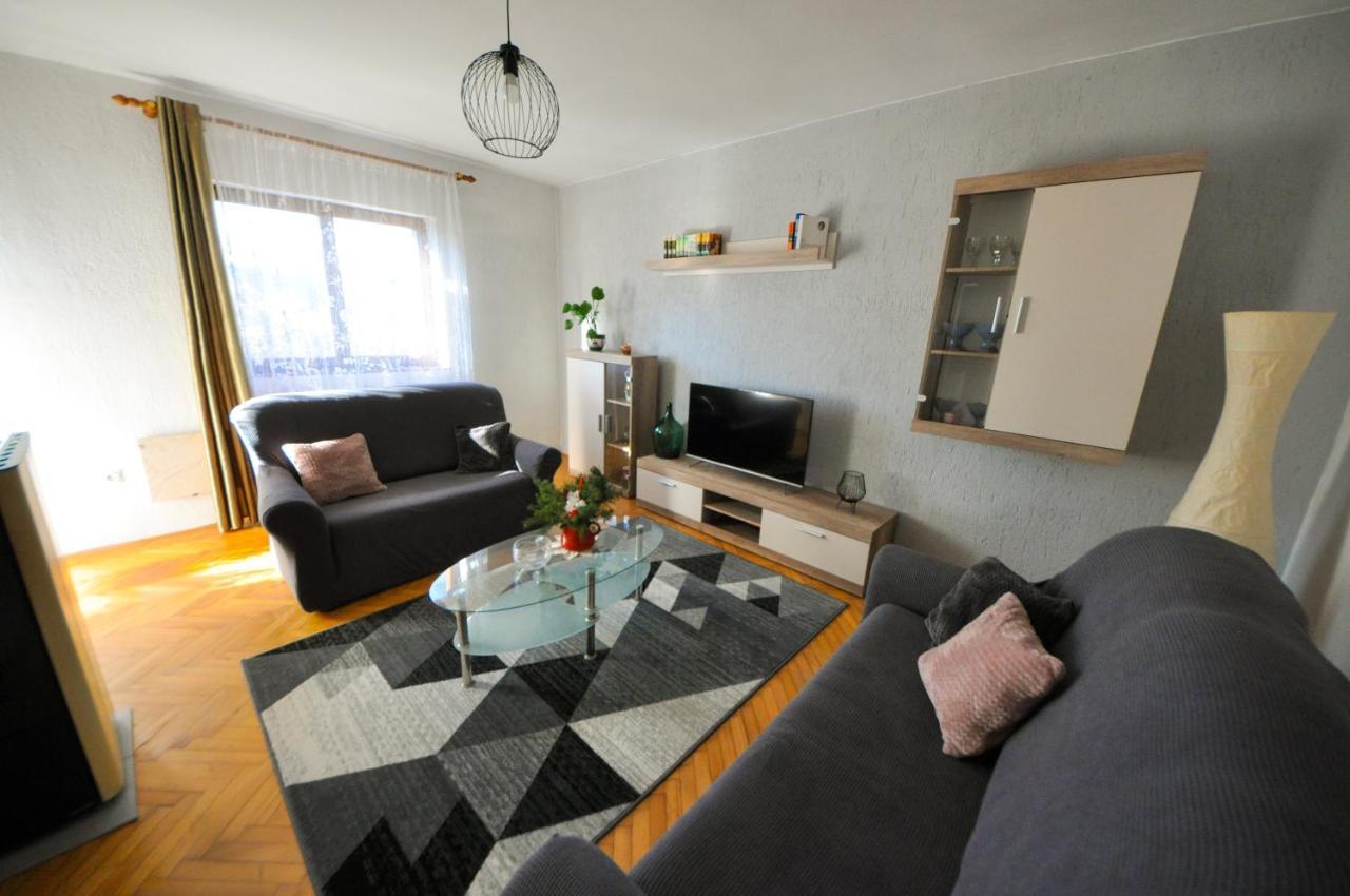 Apartman Anita Buzet Buitenkant foto