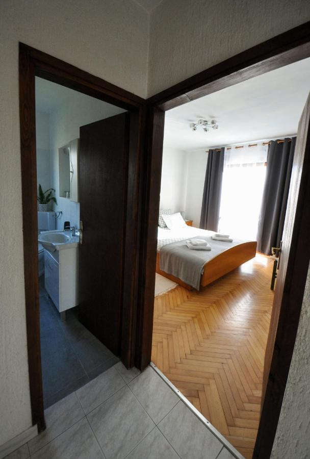 Apartman Anita Buzet Buitenkant foto